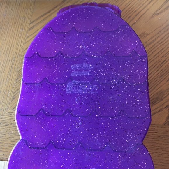 Hatchimals Colleggtibles Carrying Case - Picture 2 of 7